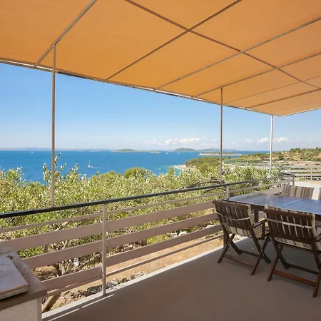 - Seaview & Magic Sunsets *