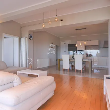 - Seaview & Magic Sunsets * Murter