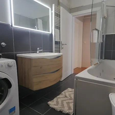 - Seaview & Magic Sunsets Apartment