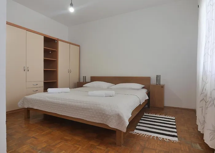 - Seaview & Magic Sunsets アパート