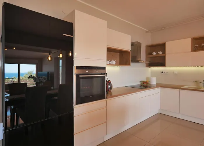 - Seaview & Magic Sunsets Appartamento Murter