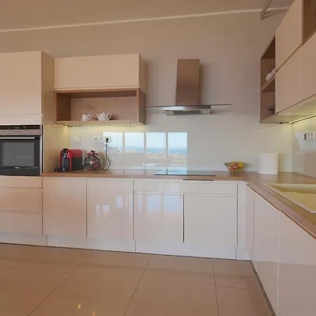 - Seaview & Magic Sunsets